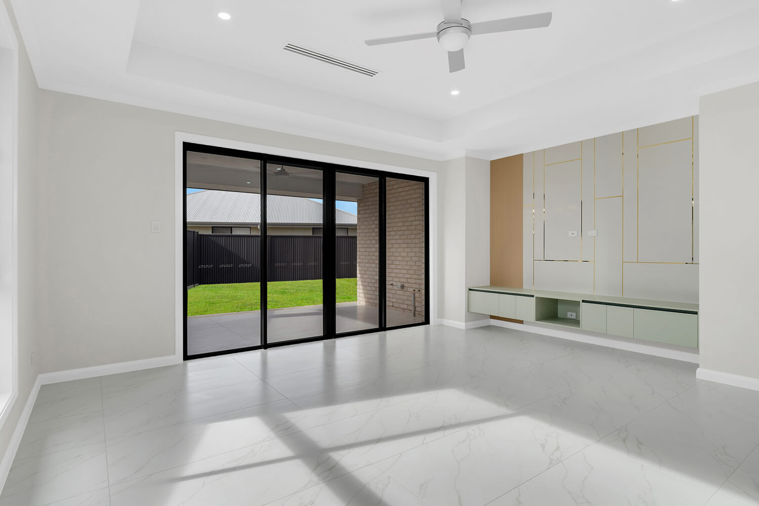 Kookaburra Ave